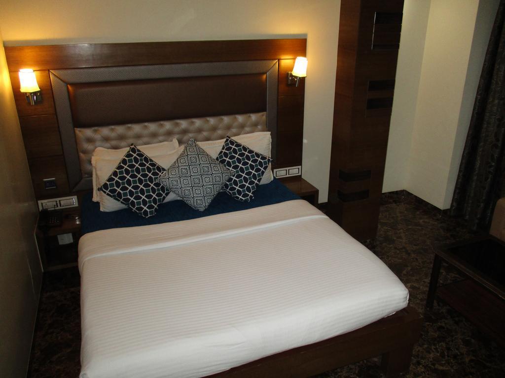 Hotel Sapna Bombay Extérieur photo