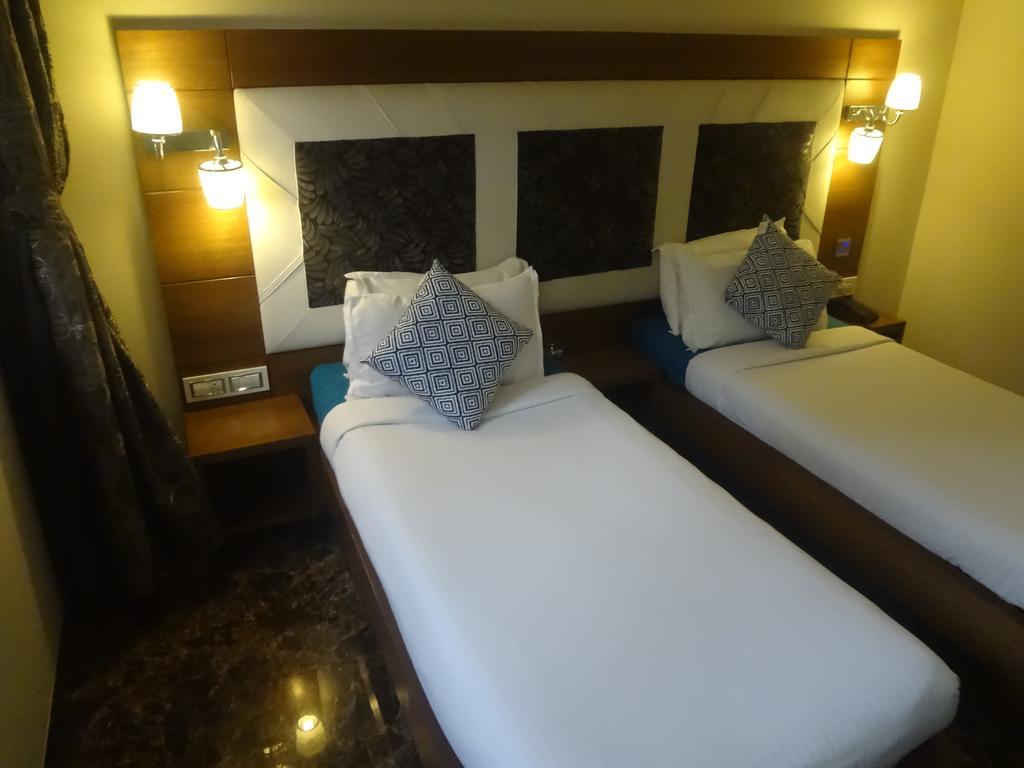 Hotel Sapna Bombay Extérieur photo